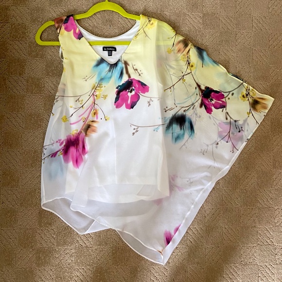 Formal top, size XS, le chateau - Picture 1 of 3